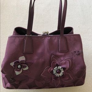 Coach Signature Kisslock Floral Appliqué Satchel